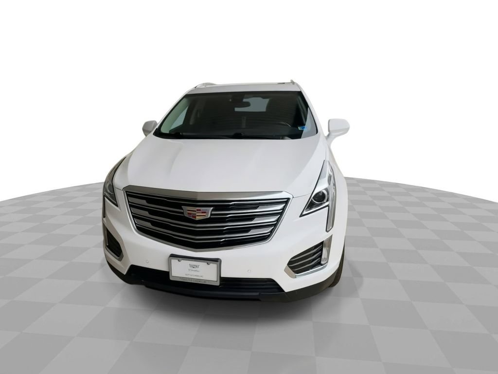 Certified 2019 Cadillac XT5 Luxury FWD image 3