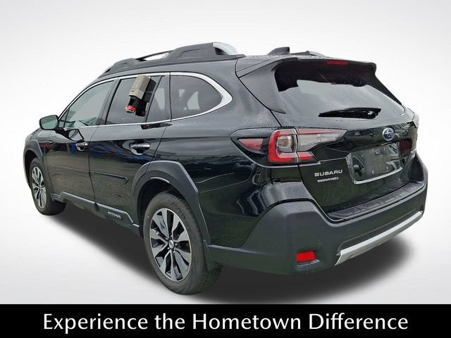 Certified 2025 Subaru Outback Touring AWD/4WD image 4