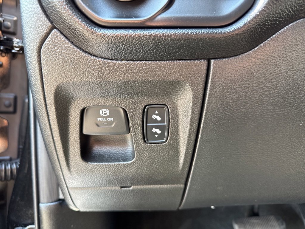 Used 2019 RAM 1500 Big Horn image 49