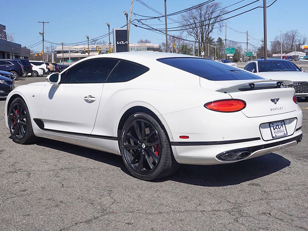 Used 2021 Bentley Continental GT image 13