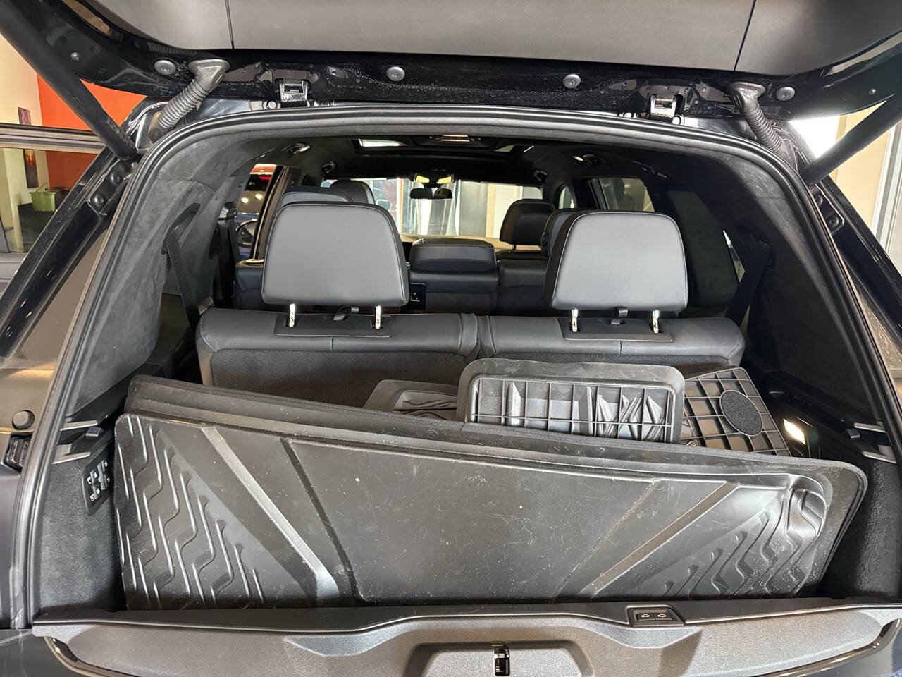Used 2022 BMW X7 xDrive40i w/ M Sport Package image 30