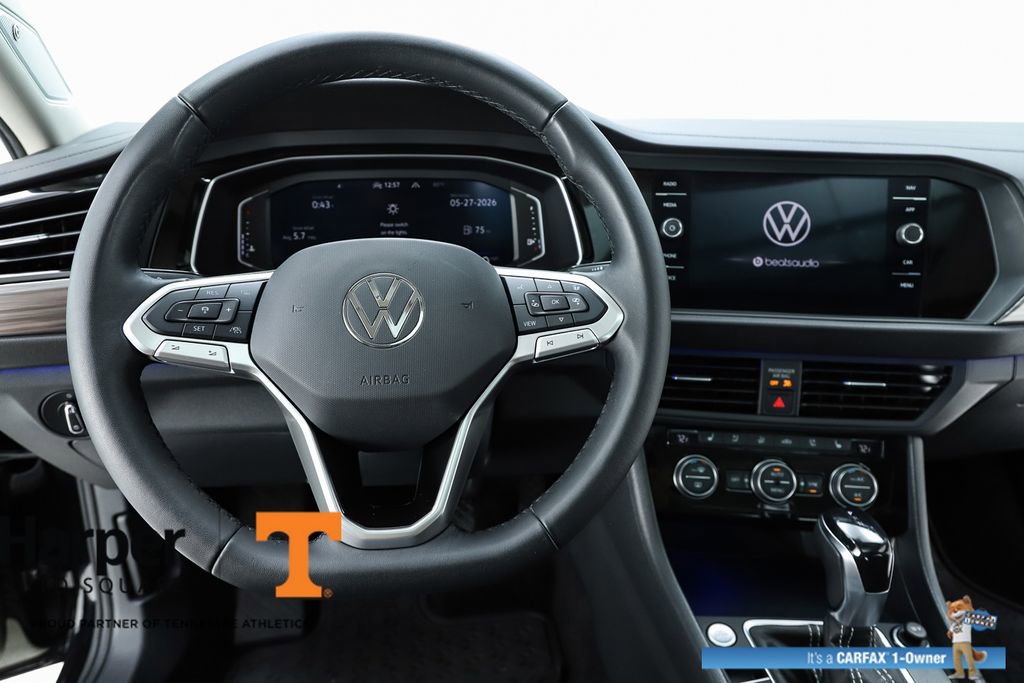 Used 2024 Volkswagen Jetta SEL FWD image 20