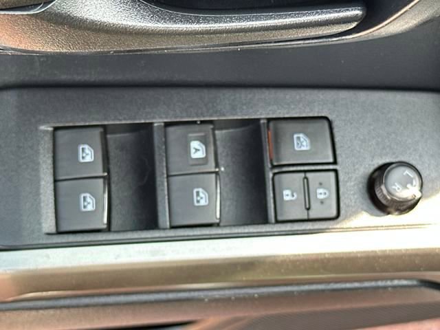 Used 2019 Toyota Tacoma SR5 image 12