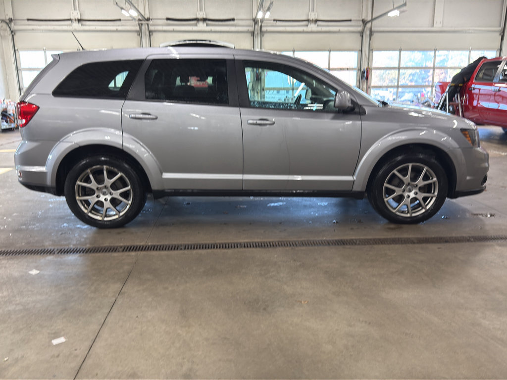 Used 2018 Dodge Journey GT w/ Nav & Sun Group AWD/4WD image 4