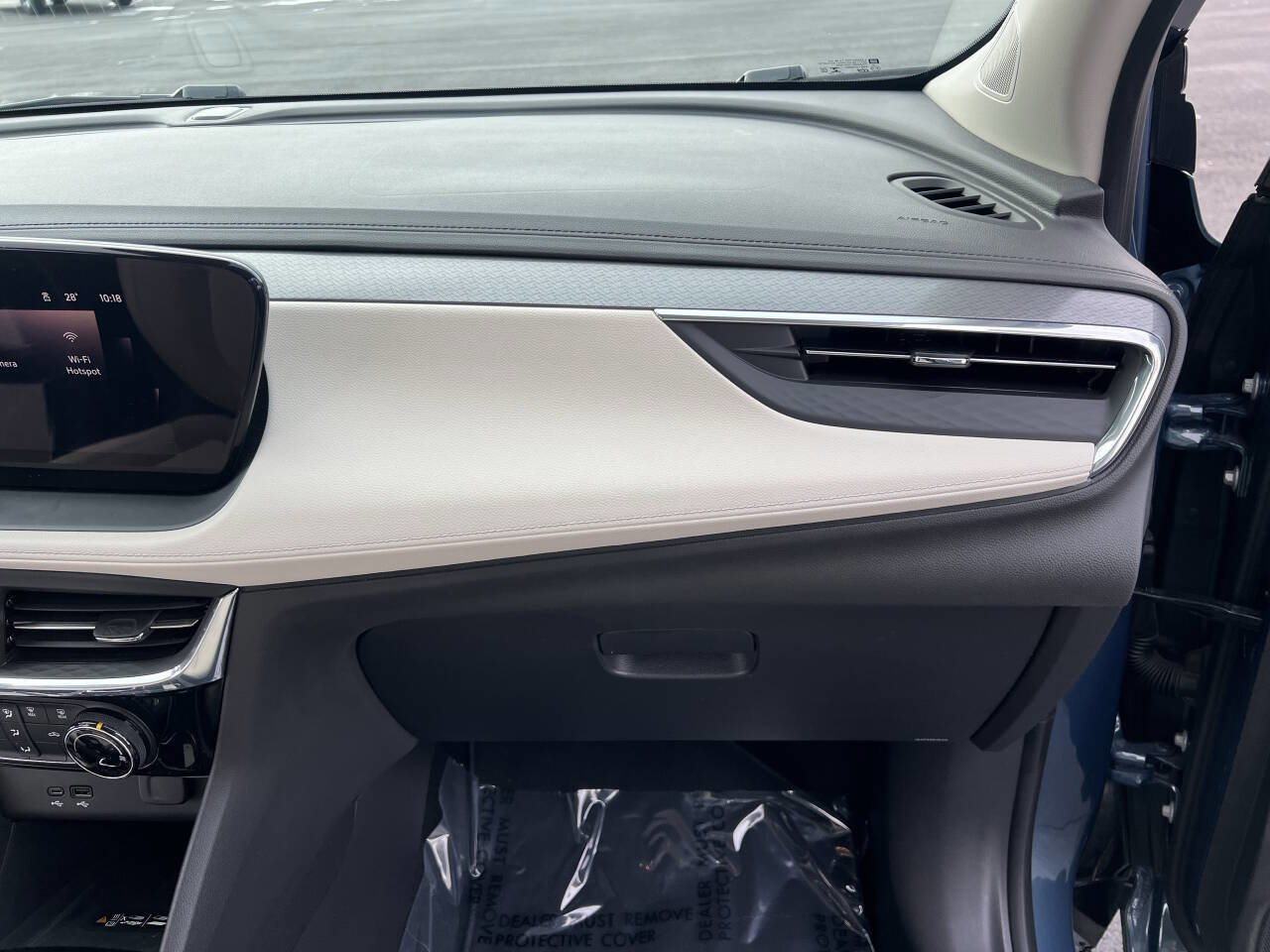 Used 2025 Buick Encore GX Sport Touring w/ Advanced Technology Package image 31