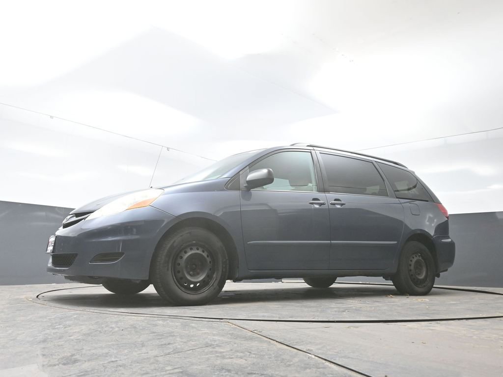 Used 2008 Toyota Sienna LE FWD image 49