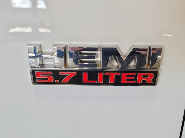 Used 2023 RAM 1500 Classic SLT w/ Protection Group AWD/4WD image 21