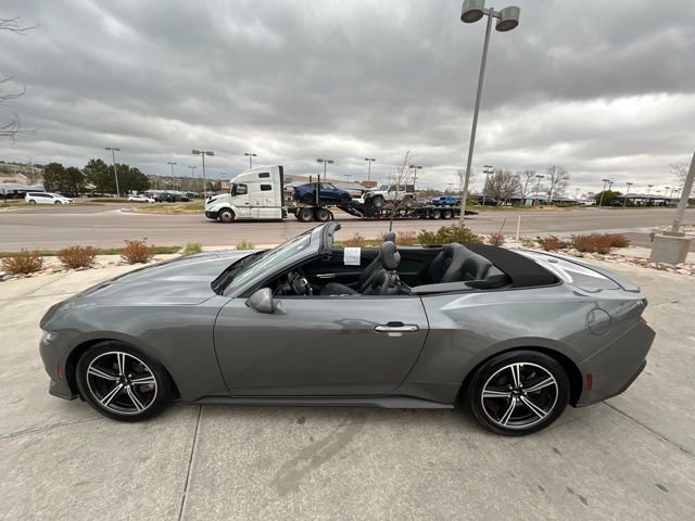 Used 2025 Ford Mustang Premium RWD image 14