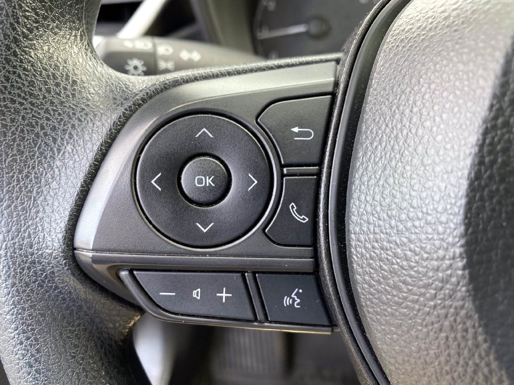 Used 2025 Toyota Corolla LE w/ LE Premium Package FWD image 16