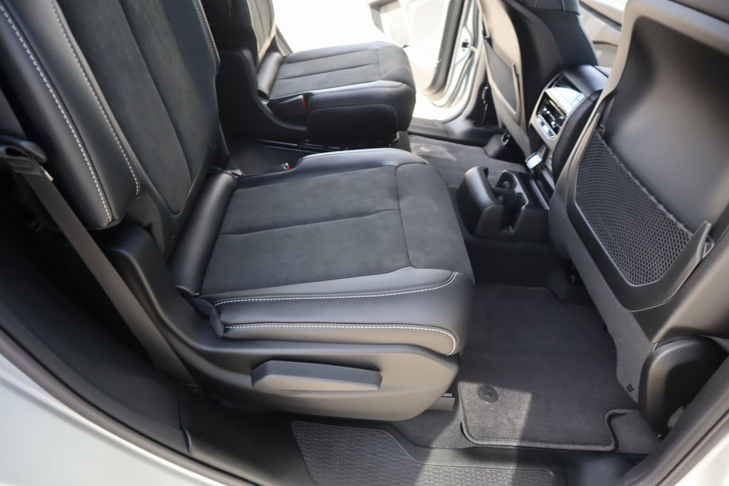 New 2025 Jeep Grand Cherokee L Altitude image 15