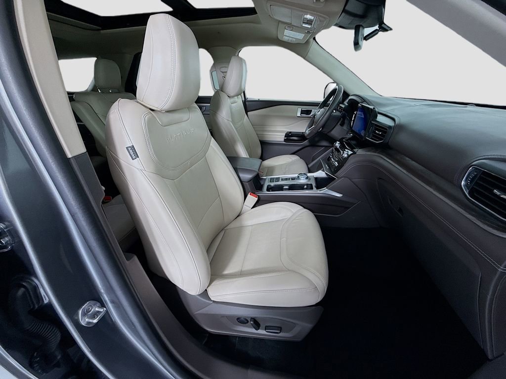 Used 2023 Ford Explorer Platinum image 21