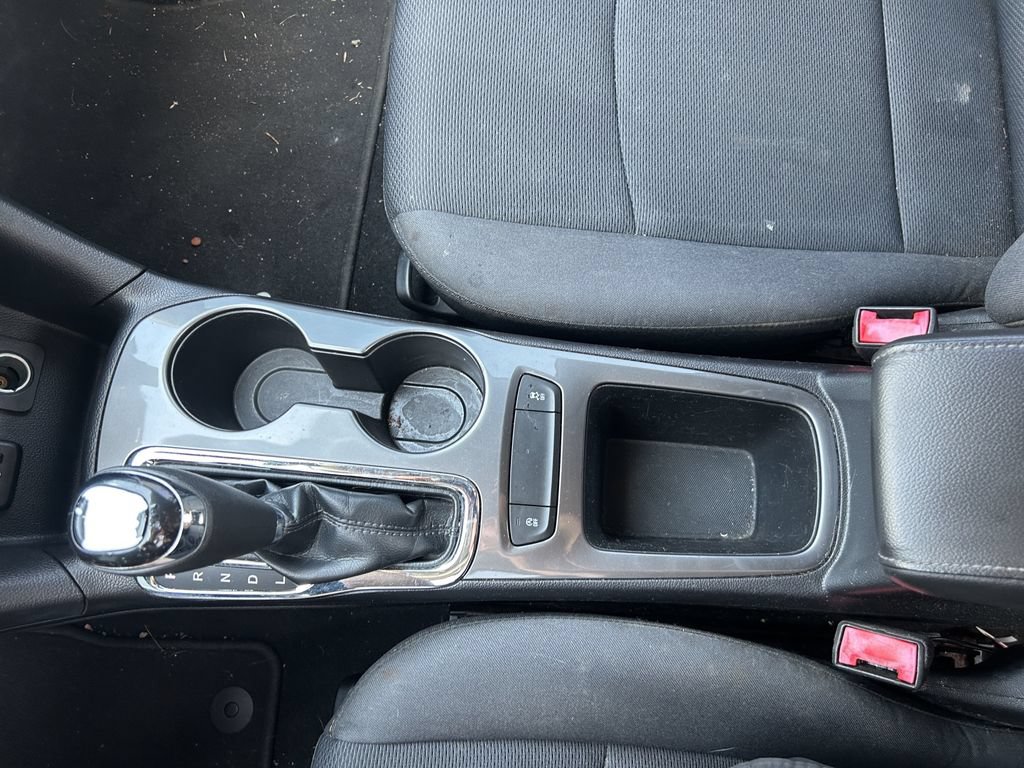 Used 2019 Chevrolet Cruze LS w/ LS Convenience Package FWD image 28