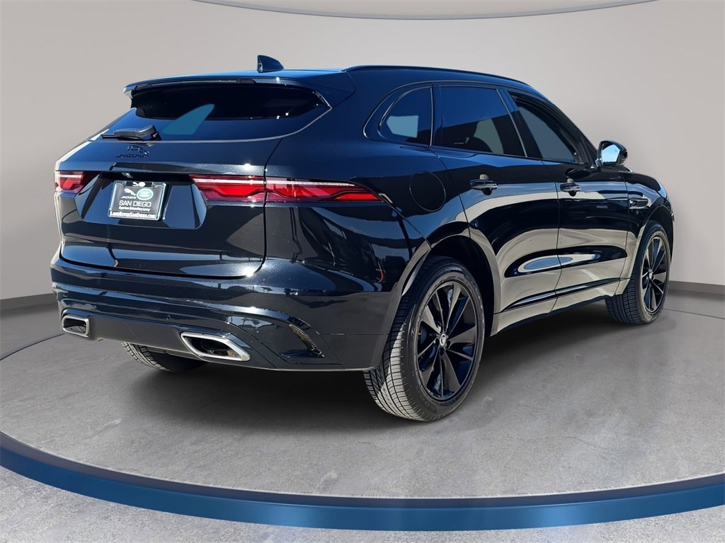 Certified 2025 Jaguar F-PACE R-Dynamic S image 5