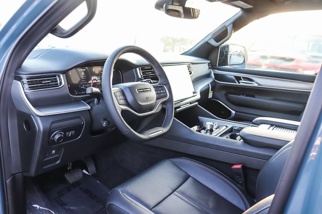 New 2026 Jeep Grand Wagoneer Limited AWD/4WD image 23
