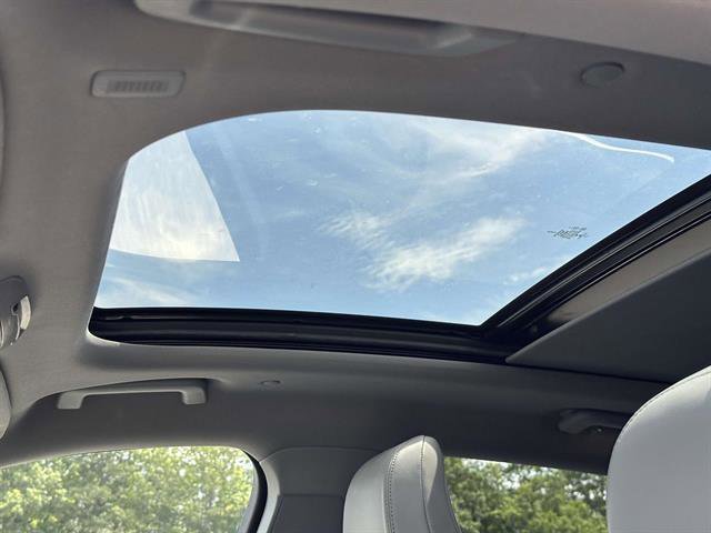 Certified 2022 Lincoln Nautilus Reserve AWD/4WD image 15
