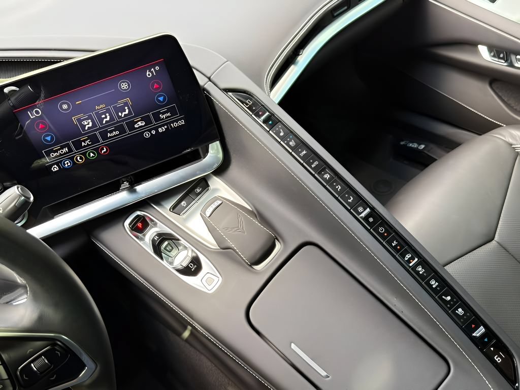Used 2021 Chevrolet Corvette Stingray Preferred Conv w/ Z51 Performance Package RWD image 18