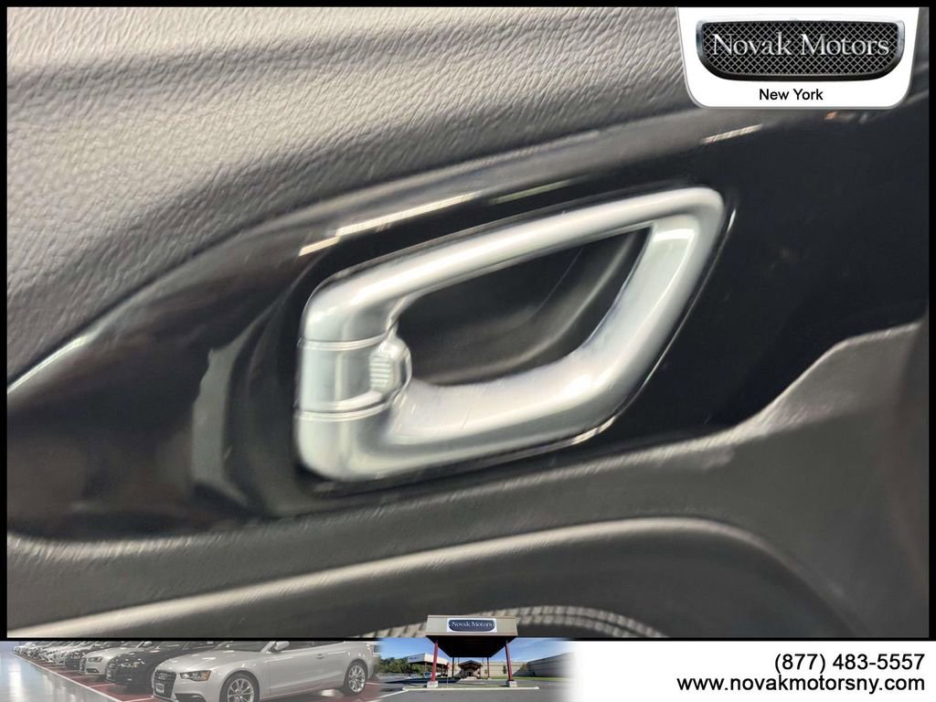 Used 2023 Jeep Compass High Altitude AWD/4WD image 14