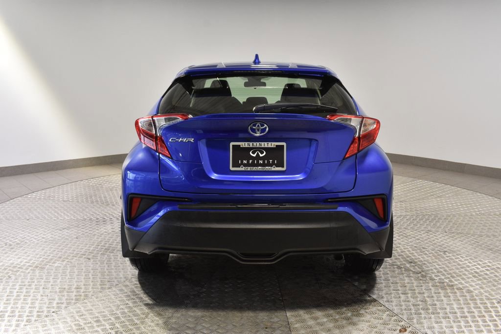 Used 2020 Toyota C-HR LE image 4