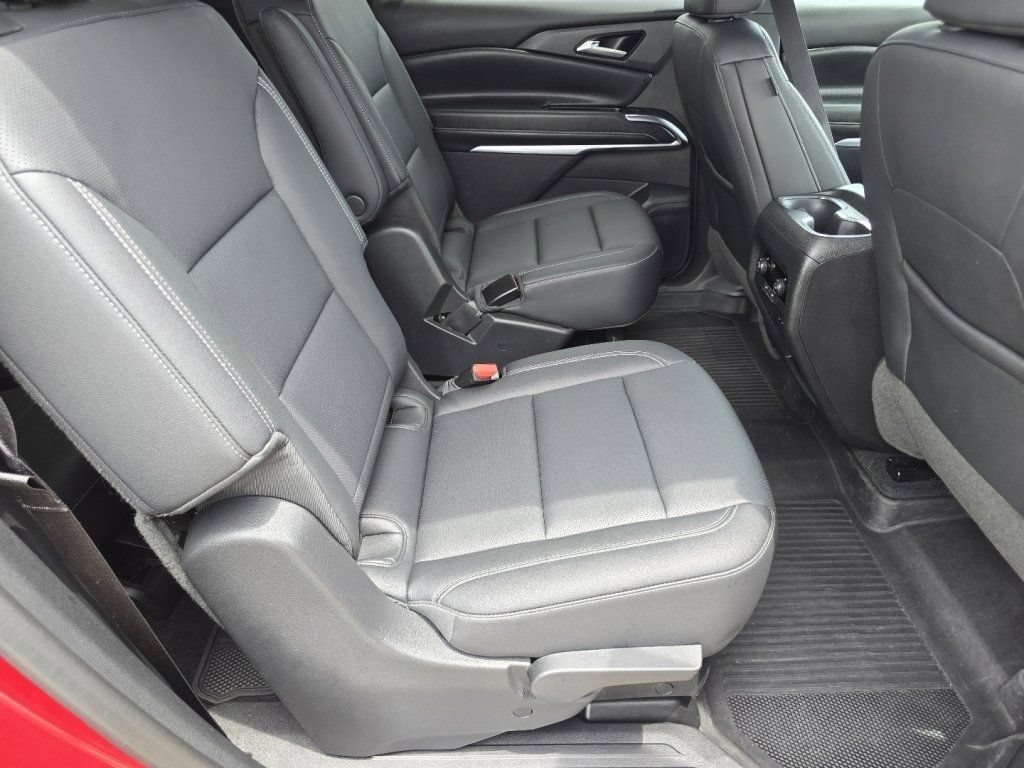 Used 2024 Chevrolet Traverse LT w/ LPO, Floor Liner Package AWD/4WD image 19