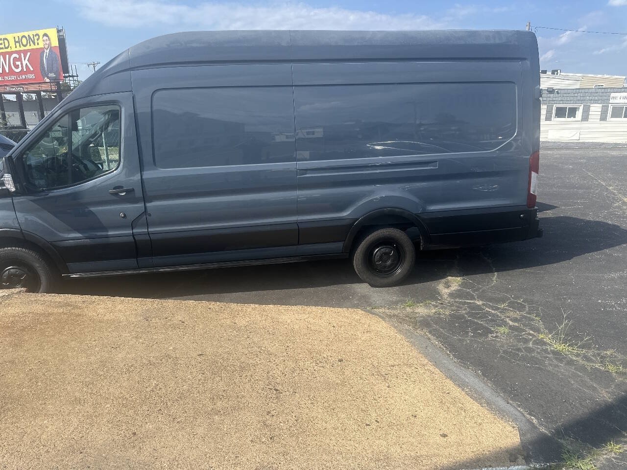 Used 2019 Ford Transit 250 148 High Roof Extended RWD image 1