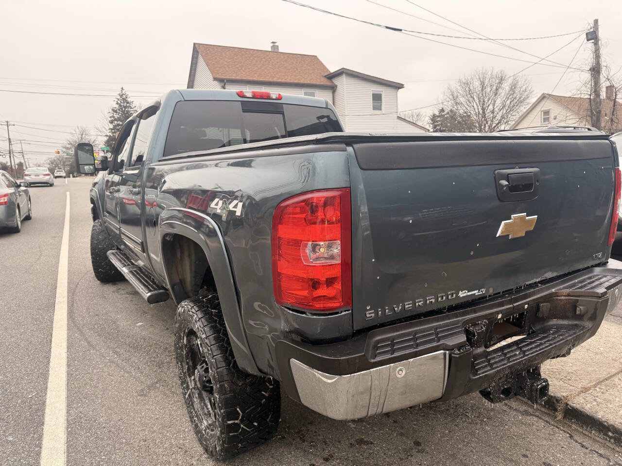 Used 2011 Chevrolet Silverado 2500 LTZ image 7