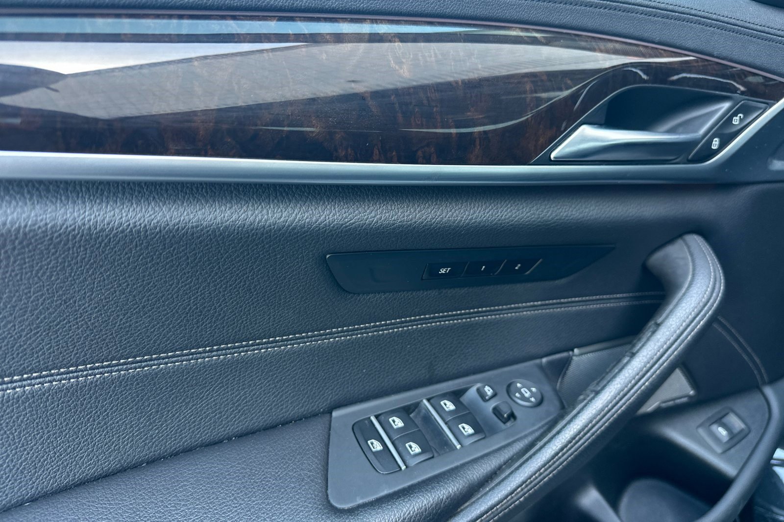 Used 2018 BMW 530i image 12