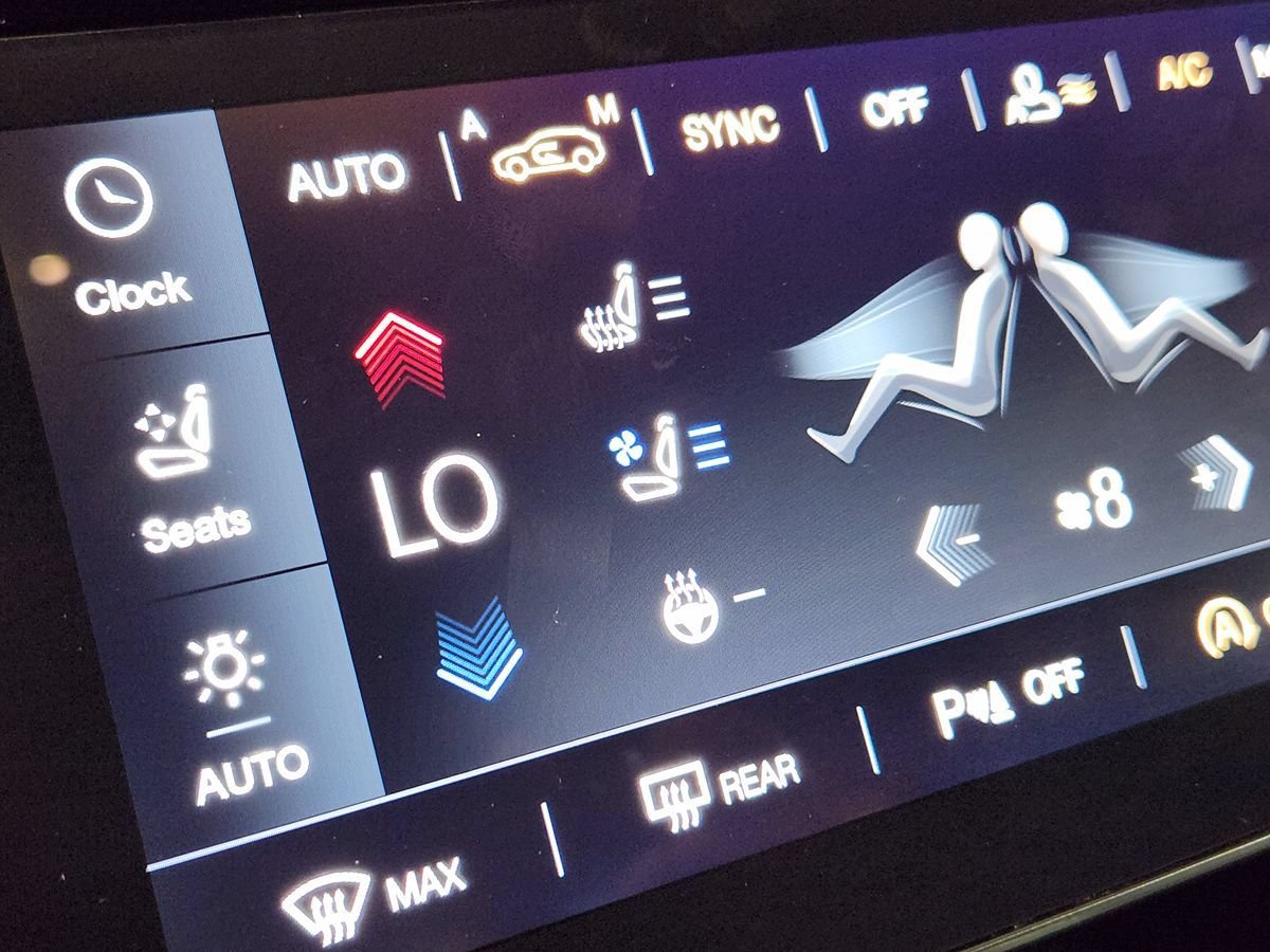 Used 2023 Maserati Grecale Trofeo AWD/4WD image 42