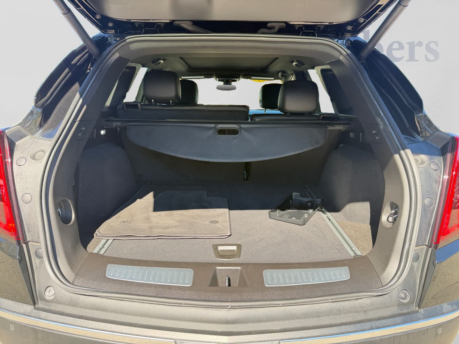 Used 2025 Cadillac XT5 Premium Luxury AWD/4WD image 7