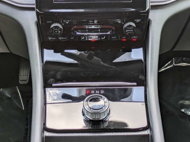 New 2026 Jeep Grand Cherokee L 2WD image 21