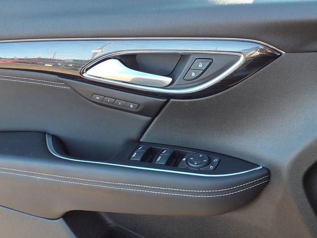 Used 2023 Buick Envision Essence FWD image 19