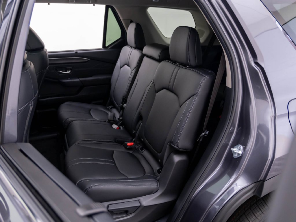 New 2026 Honda Pilot Touring image 19
