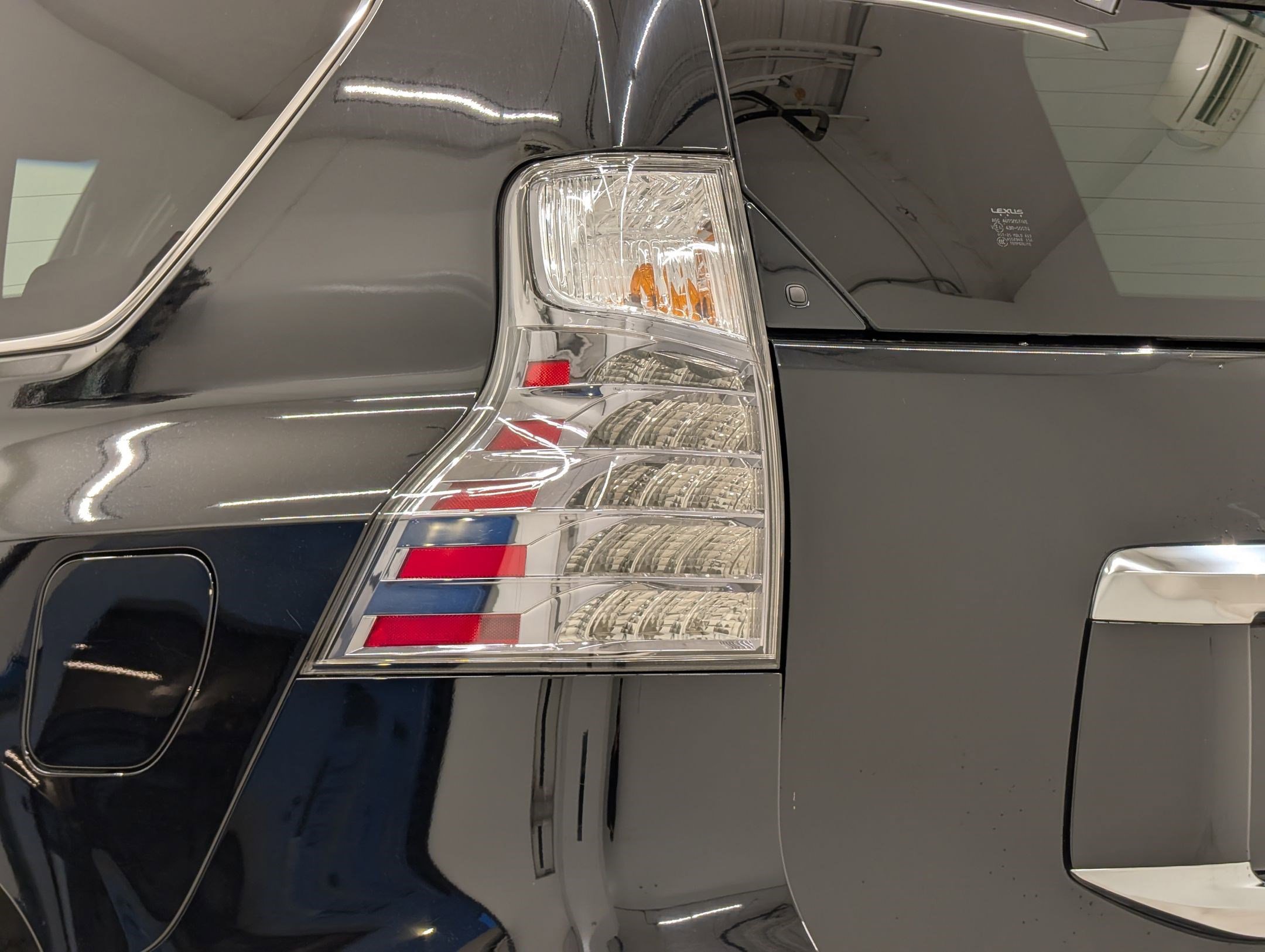 Used 2022 Lexus GX 460 Luxury w/ Accessory Package image 13