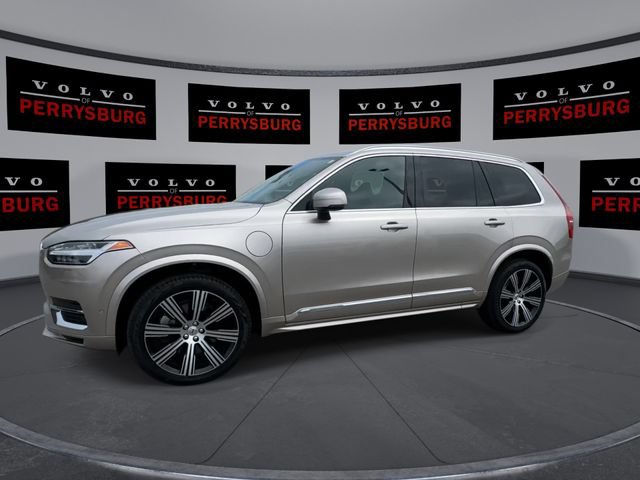 Used 2024 Volvo XC90 T8 Plus w/ Protection Package Premier AWD/4WD image 4