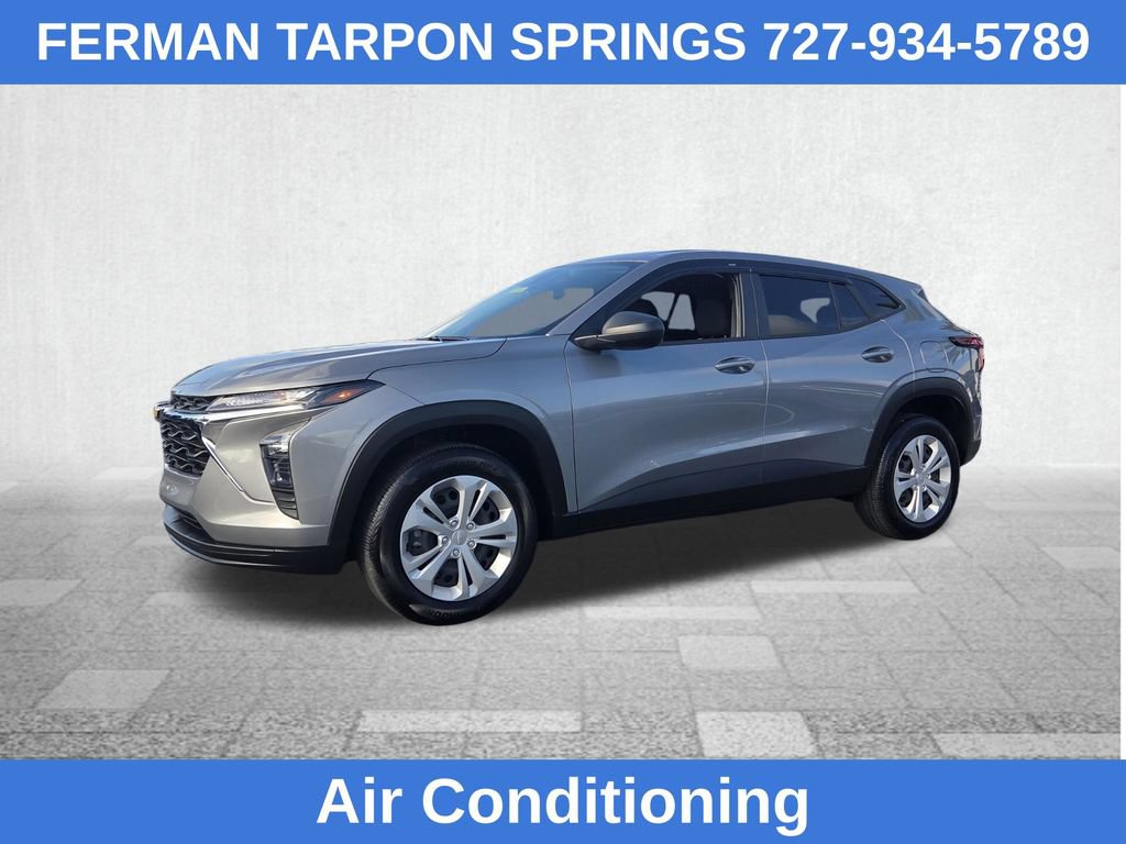 Certified 2025 Chevrolet Trax LS w/ Driver Confidence Package FWD image 7