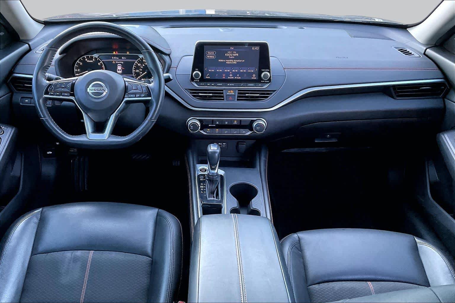 Used 2020 Nissan Altima 2.5 SR FWD image 13