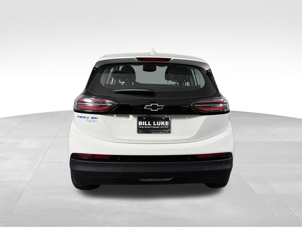 Used 2023 Chevrolet Bolt LT w/ Driver Confidence Package FWD image 7