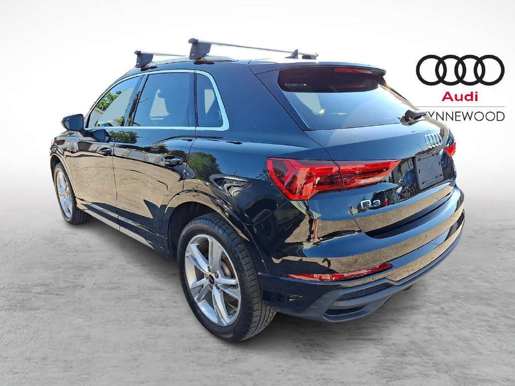 Certified 2023 Audi Q3 2.0T Premium w/ Convenience Package AWD/4WD image 4