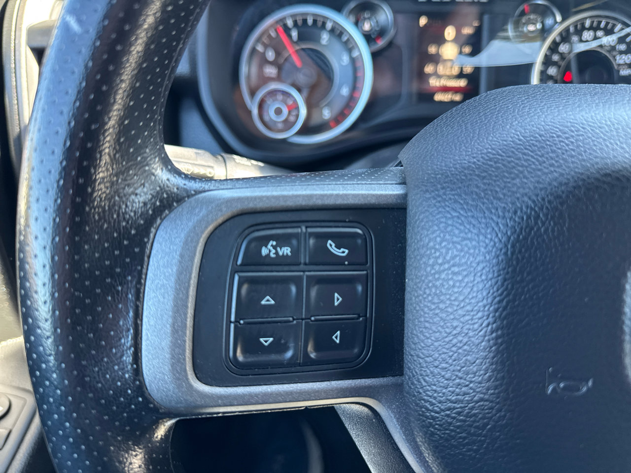 Used 2022 RAM 3500 Tradesman w/ Chrome Appearance Group image 13