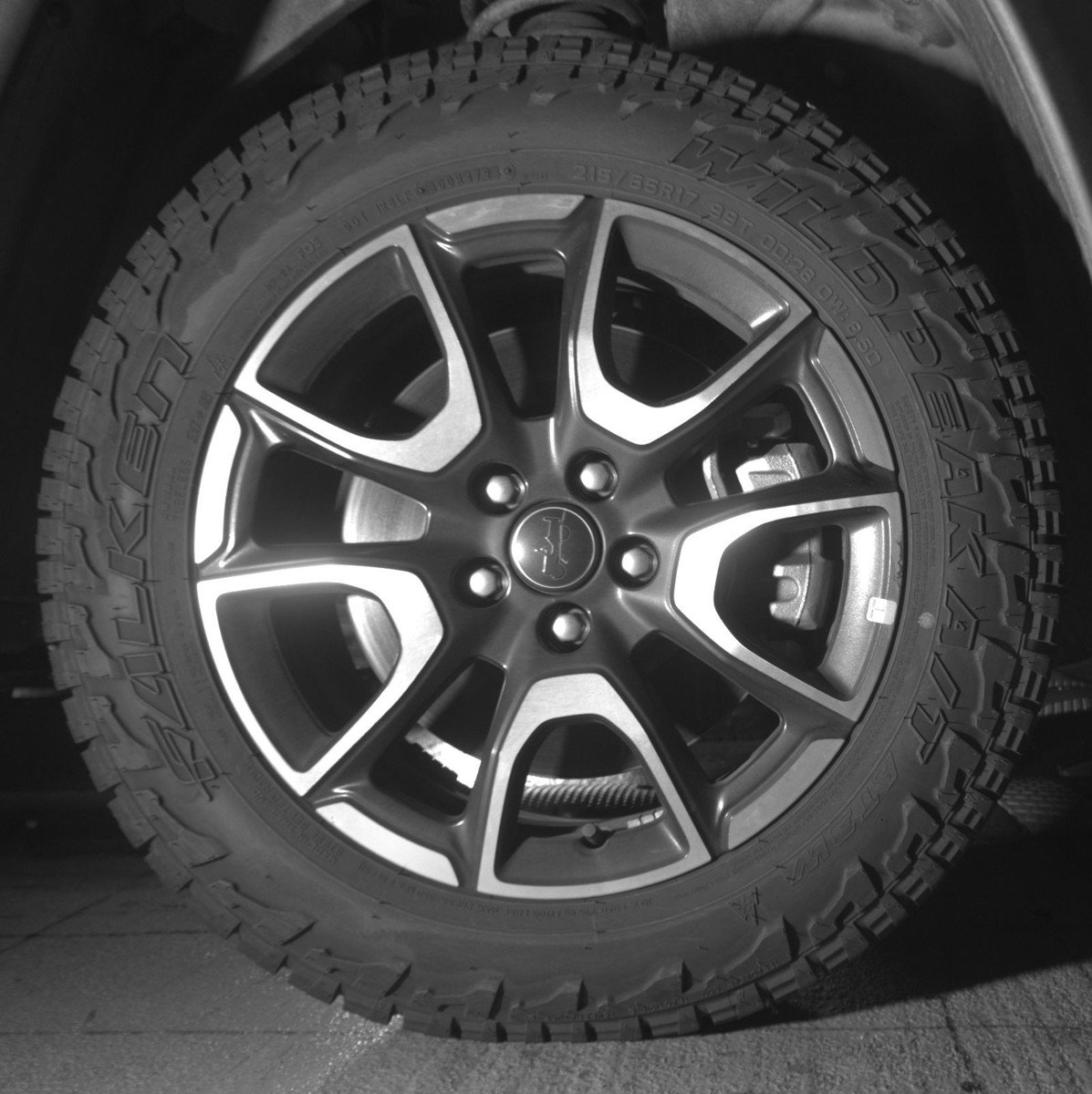 Used 2025 Jeep Compass Trailhawk image 13