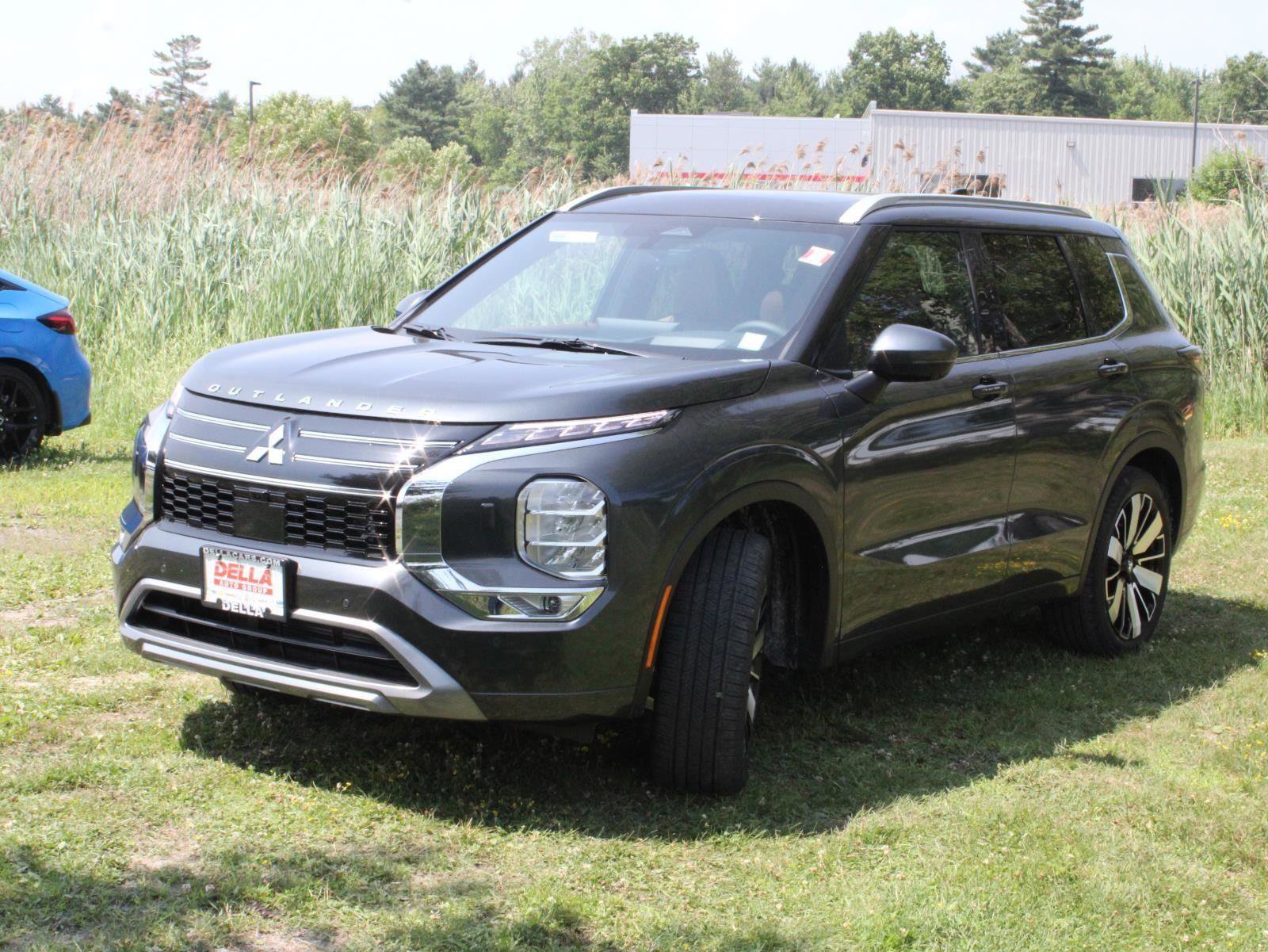 New 2025 Mitsubishi Outlander SEL image 5