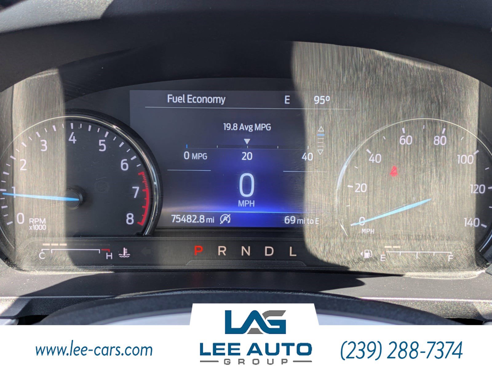 Used 2021 Ford Explorer XLT AWD/4WD image 25
