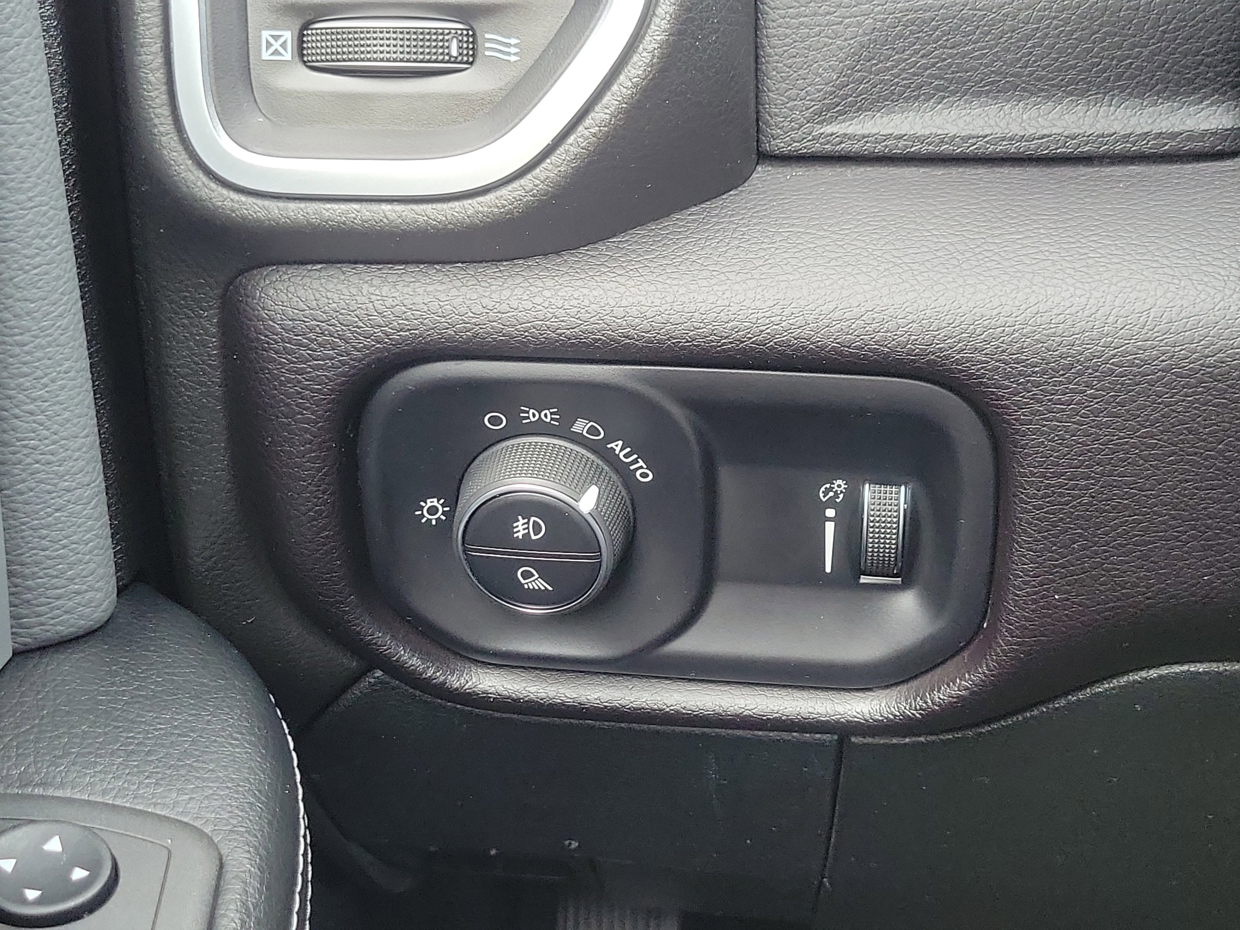 Used 2022 RAM 3500 Big Horn w/ Level A Equipment Group AWD/4WD image 12