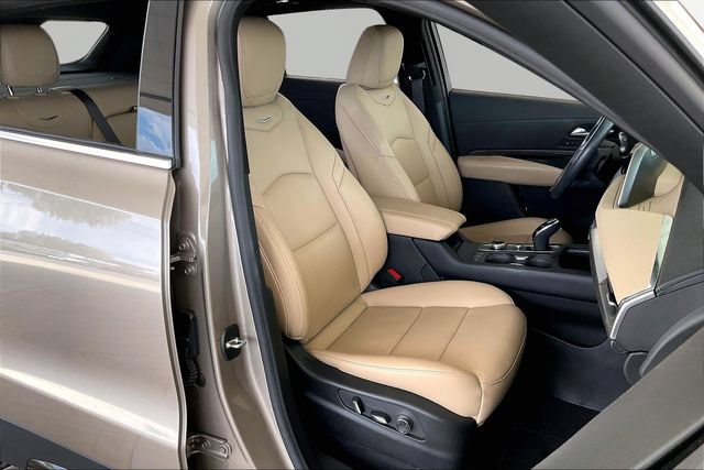 Used 2024 Cadillac XT4 Premium Luxury FWD image 19