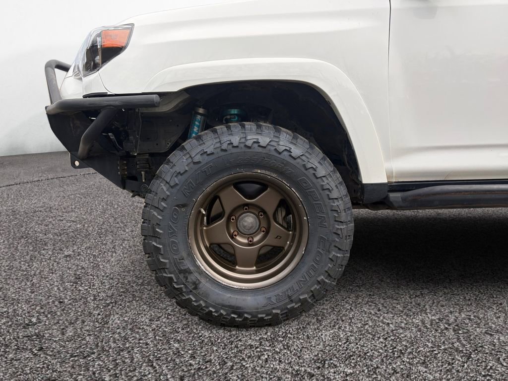 Used 2017 Toyota 4Runner TRD Off-Road Premium image 10