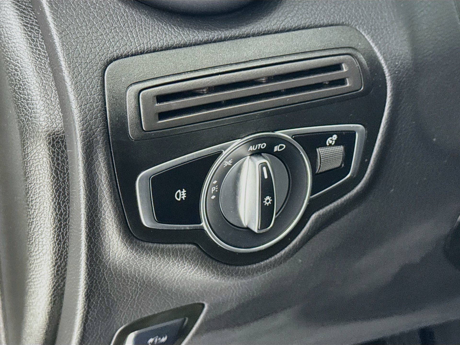 Certified 2023 Mercedes-Benz GLC 300 4MATIC Coupe image 11