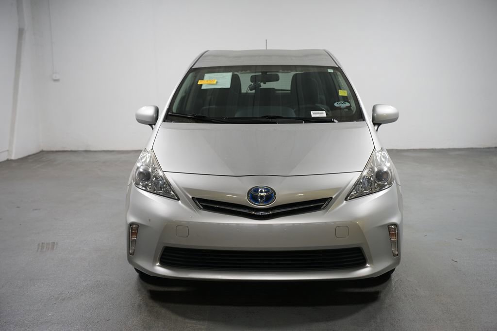 Used 2012 Toyota Prius V Three video 2