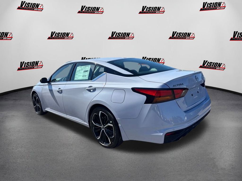 New 2025 Nissan Altima 2.5 SR image 7