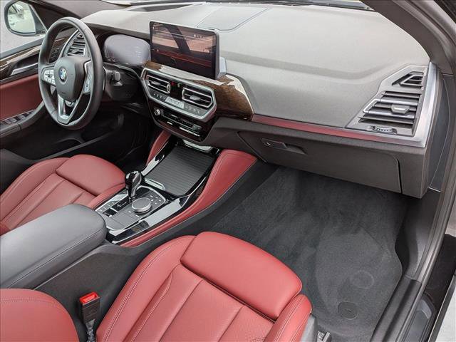 Used 2025 BMW X4 xDrive30i AWD/4WD image 23