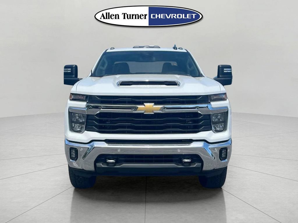 New 2026 Chevrolet Silverado 3500 LT w/ All Star Edition AWD/4WD image 2