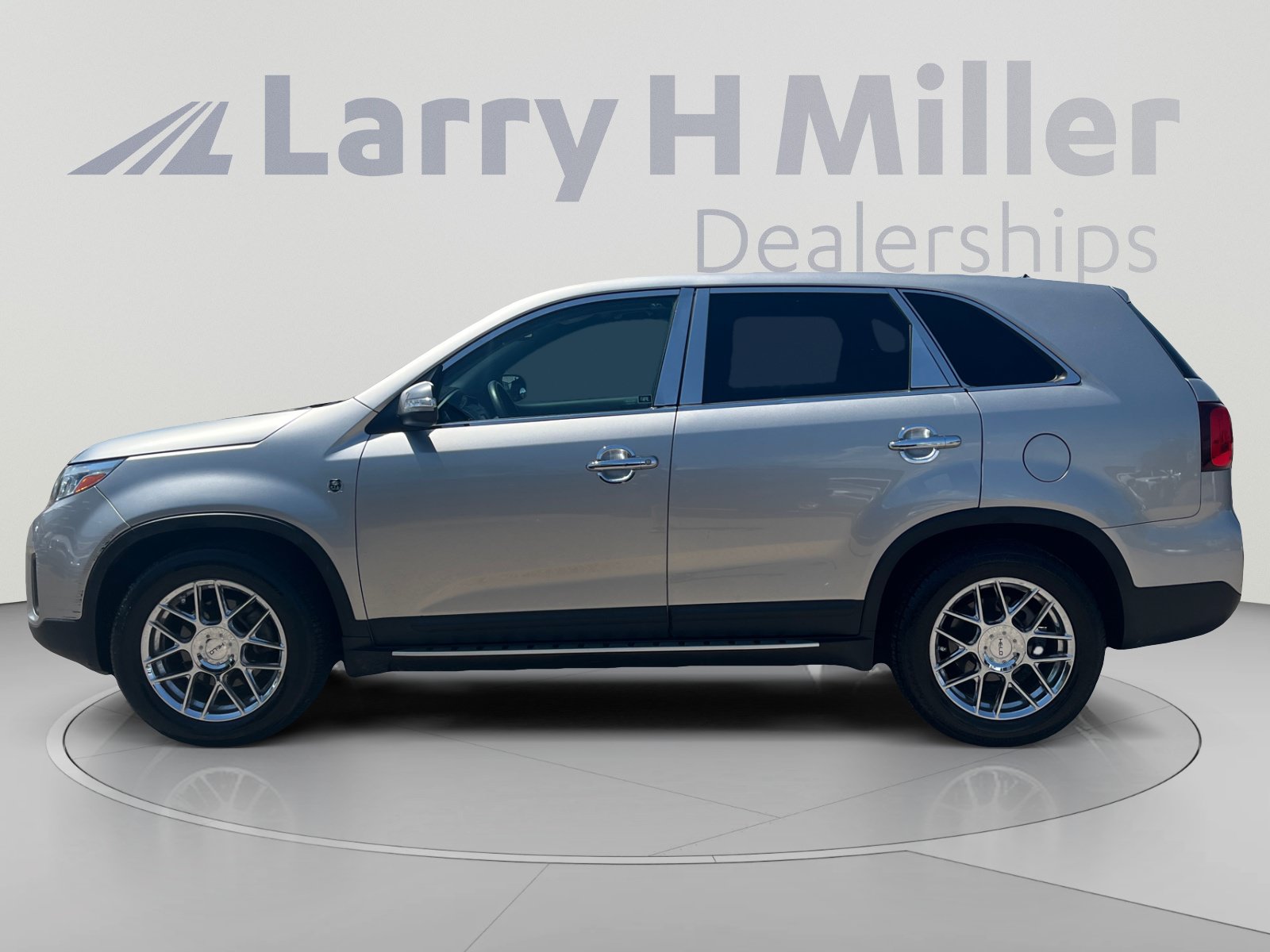 Used 2014 Kia Sorento LX FWD image 2